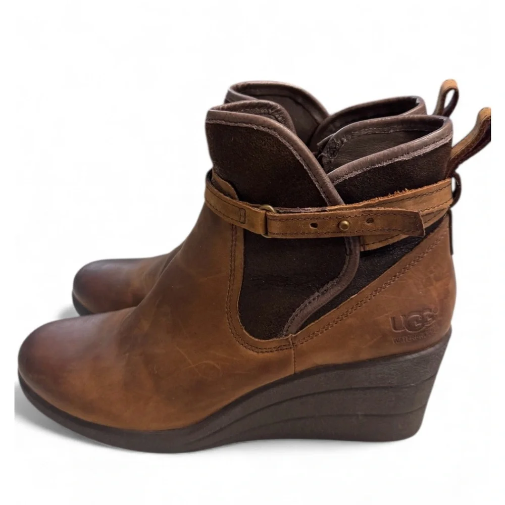 UGG stylish wedges